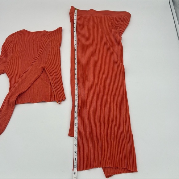 Ronny Kobo Orange Ribbed 2-Piece Set – Crop Top & Maxi Skirt – Size M - Picture 16 of 16